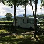 Kemping Avec Terrasse Pour 4 Personnes A - Api-1-52-954 *