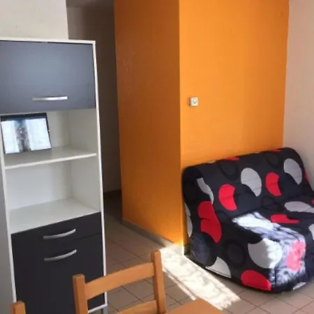 Avec Terrasse Pour 4 Personnes A - Api-1-52-954 Oloron-Sainte-Marie