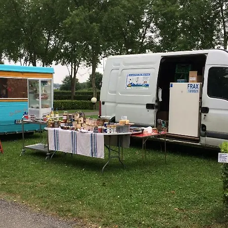 Avec Terrasse Pour 4 Personnes A - Api-1-52-954 * Oloron-Sainte-Marie