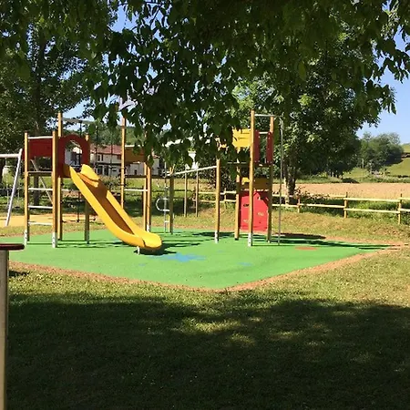 Avec Terrasse Pour 4 Personnes A - Api-1-52-954 Kemp Oloron-Sainte-Marie